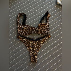 Tropic of c bikini top size L bottoms size S